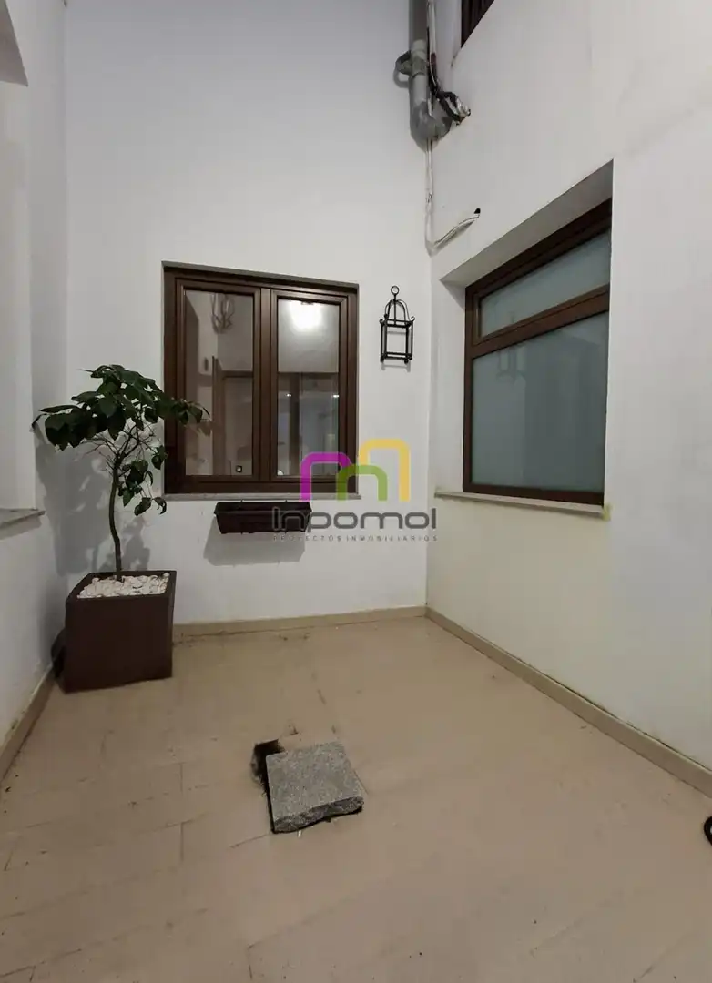 Terrassa de Apartament de lloguer en Badajoz amb Calefacció i Moblat
