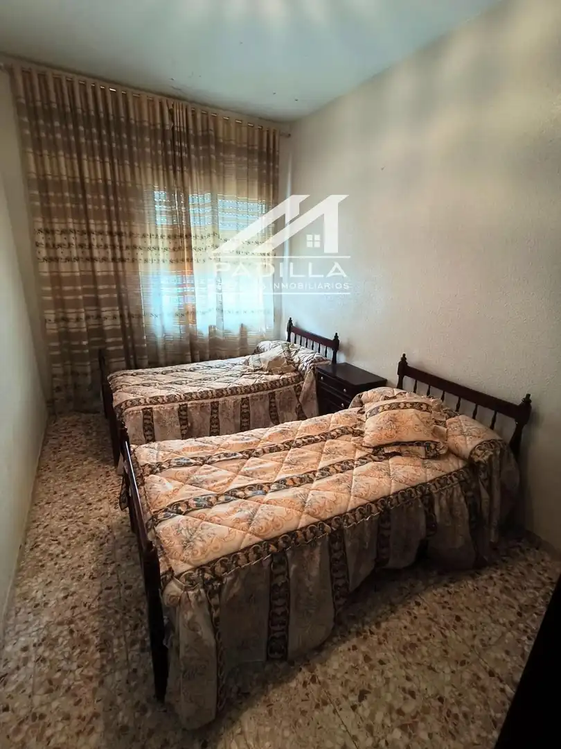 Habitación de Casa o chalet en venta en Santa Cruz del Retamar con Calefacción, Trastero y Piscina