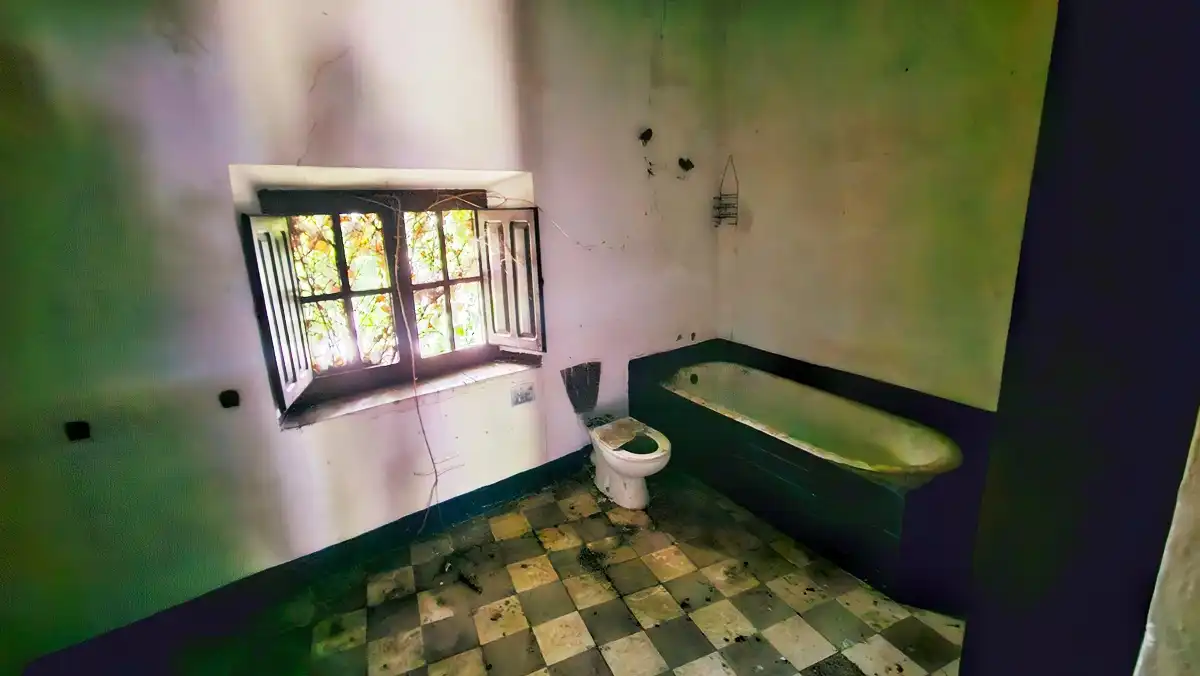 Baño de Casa o chalet en venta en Fuenteheridos con Jardín privado, Terraza y Trastero