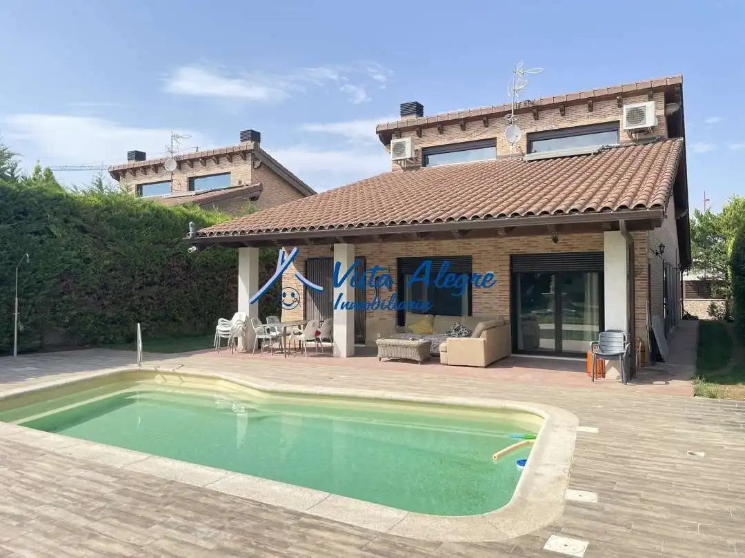 Xalet amb piscina en venda a Calle Miguel de Cervantes, imagen 14