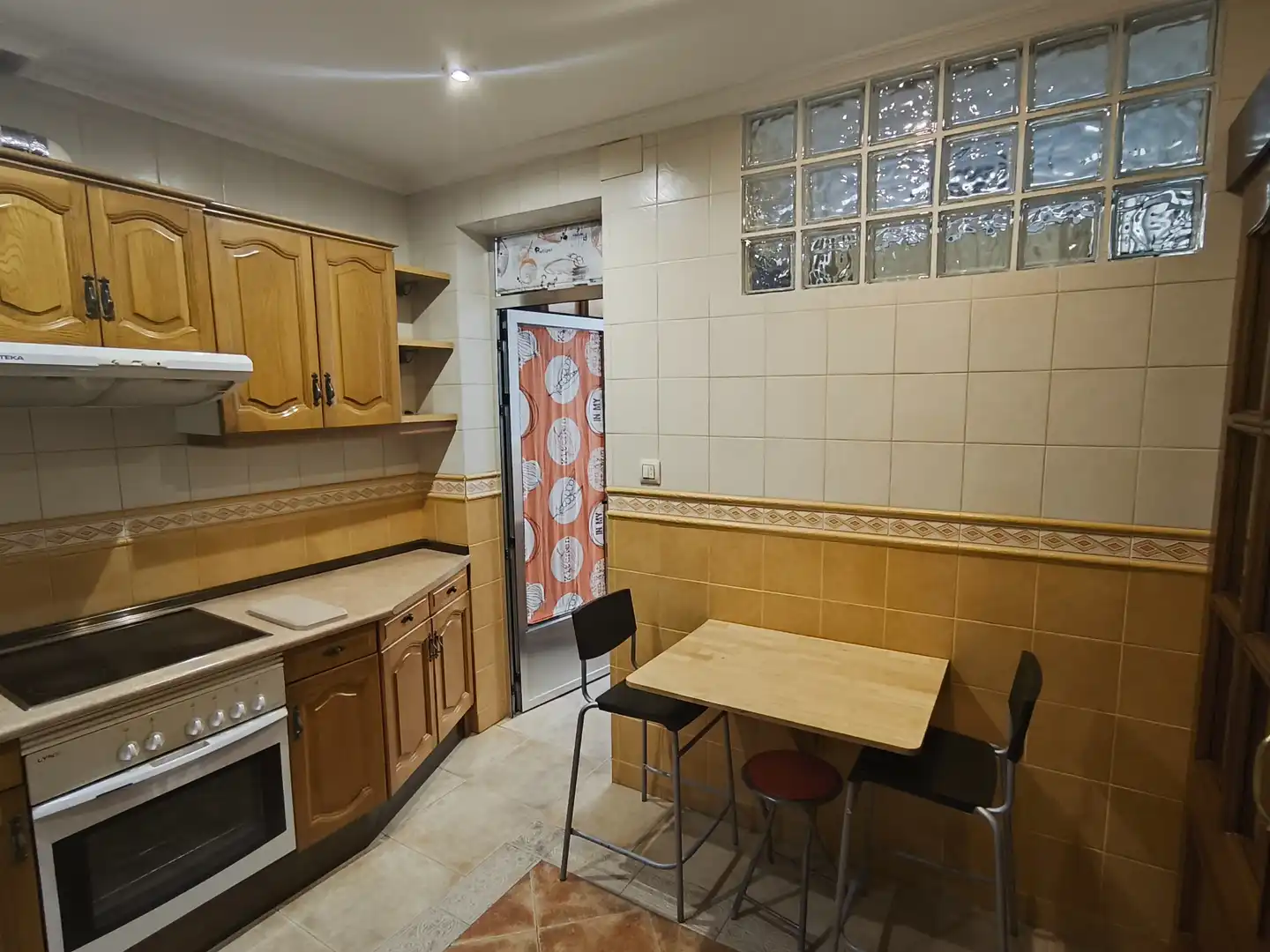 Cuina de Pis de lloguer en Torrijos amb Aire condicionat, Calefacció i Terrassa
