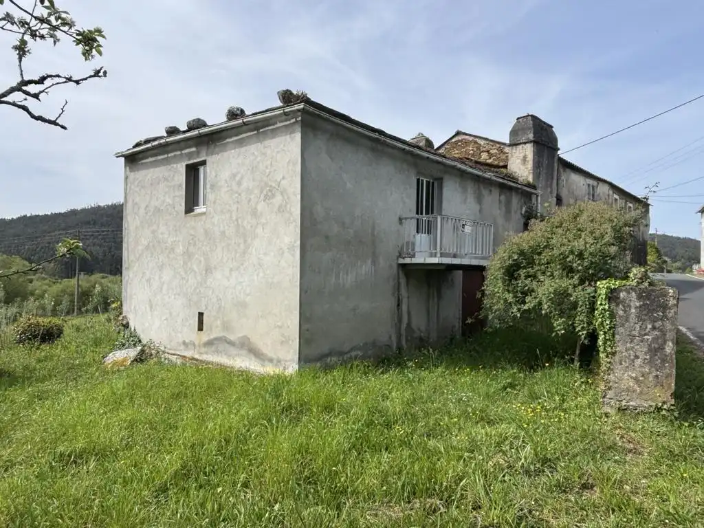 Vista exterior de Casa o xalet en venda en Ortigueira amb Jardí privat i Balcó