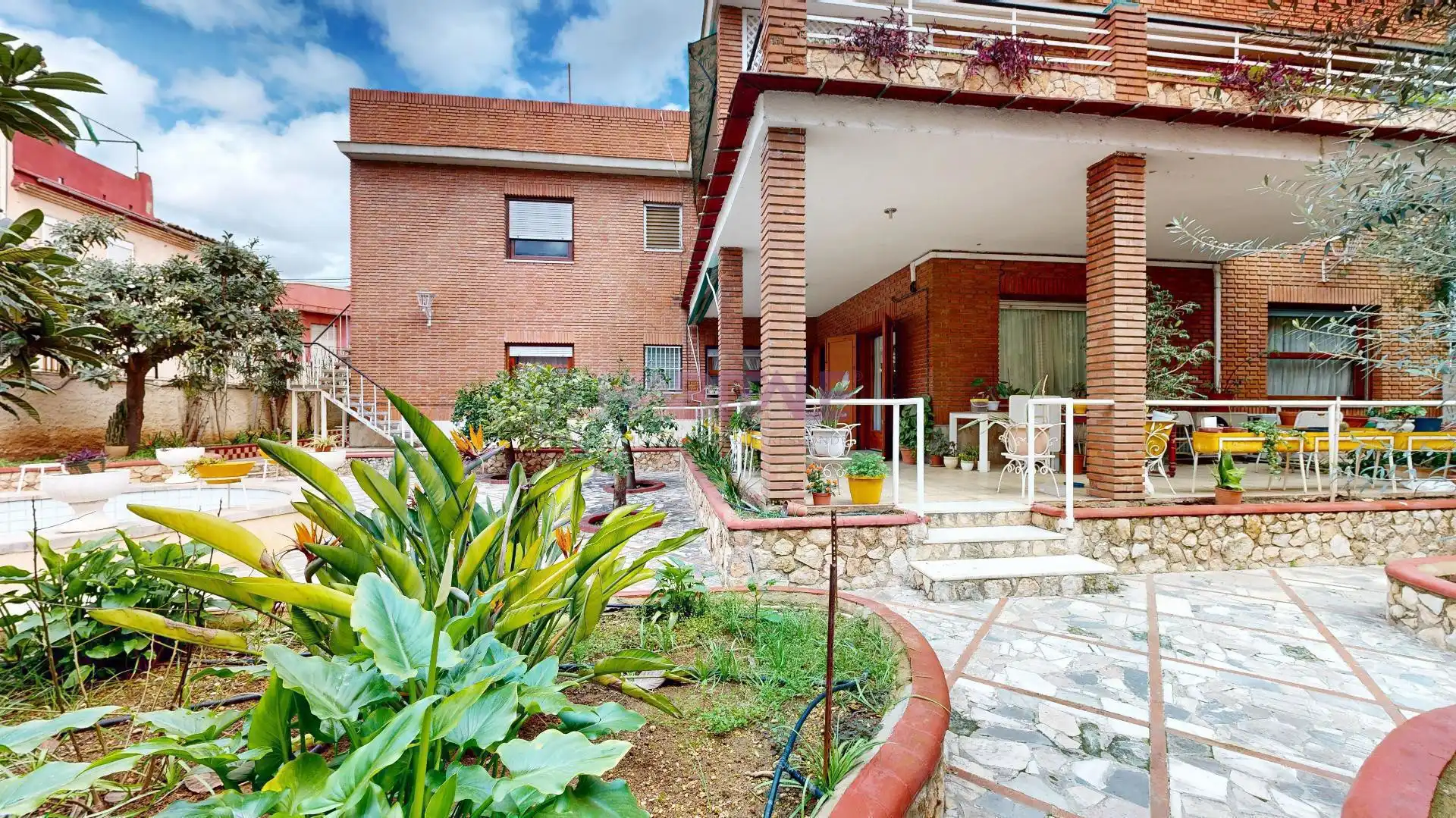 Vista exterior de Casa o chalet en venta en Torrent con Terraza, Trastero y Piscina