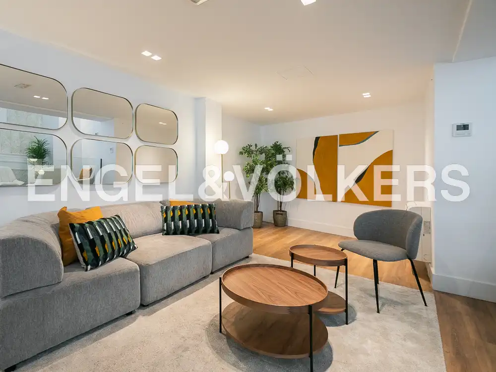 Living room of Flat for sale in Valencia  with Air Conditioner, Heating and Storage room
