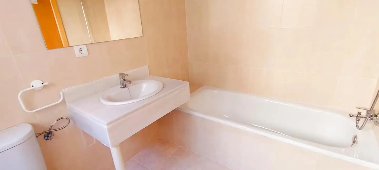 Bathroom of Flat for sale in Vera  with Air Conditioner, Terrace and Community pool
