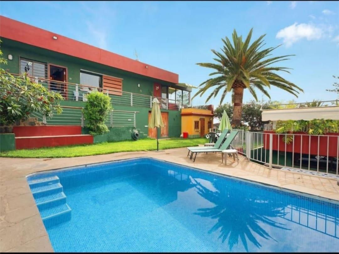 Piscina de Casa o xalet de lloguer en Candelaria amb Jardí privat, Terrassa i Piscina