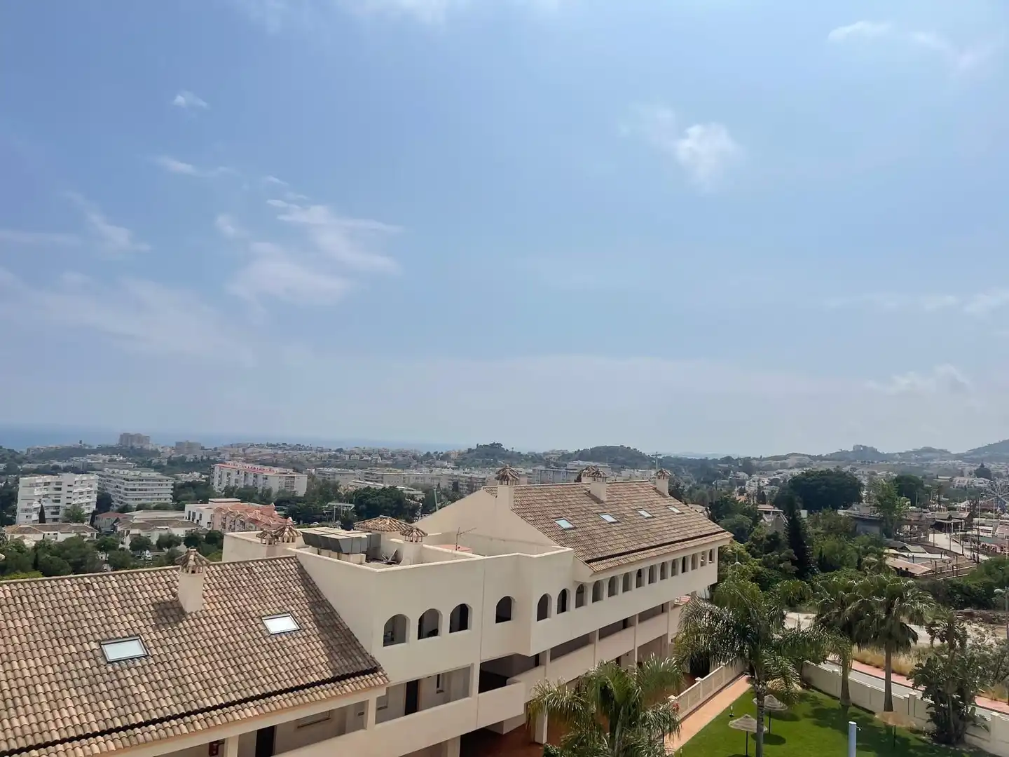 Vista exterior de Piso en venta en Benalmádena con Aire acondicionado, Terraza y Trastero