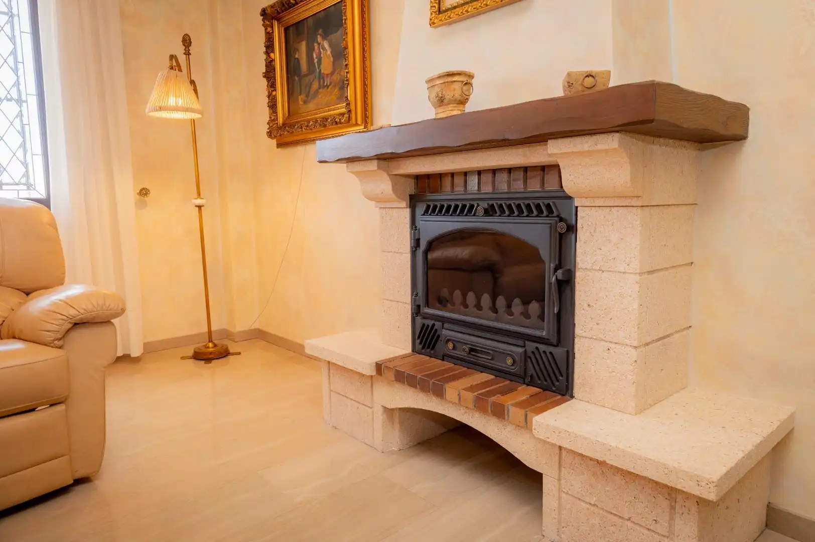 Sala d'estar de Casa o xalet en venda en Antequera amb Aire condicionat, Terrassa i Traster