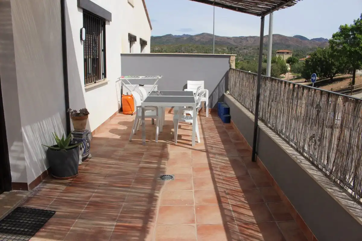 Terrace of Houses for sale in Soneja  with Terrace, Storage room and Balcony