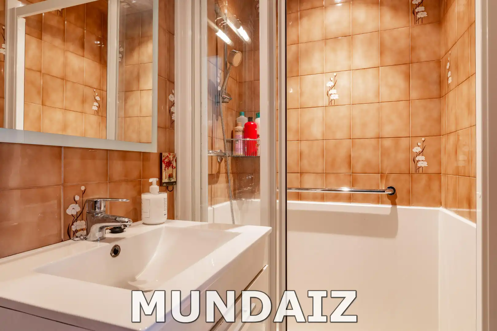 Baño de Piso en venta en Donostia - San Sebastián  con Calefacción, Amueblado y Horno