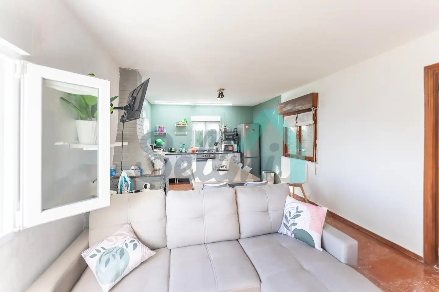 Sala d'estar de Casa o xalet de lloguer en Gijón  amb Jardí privat, Piscina i Moblat