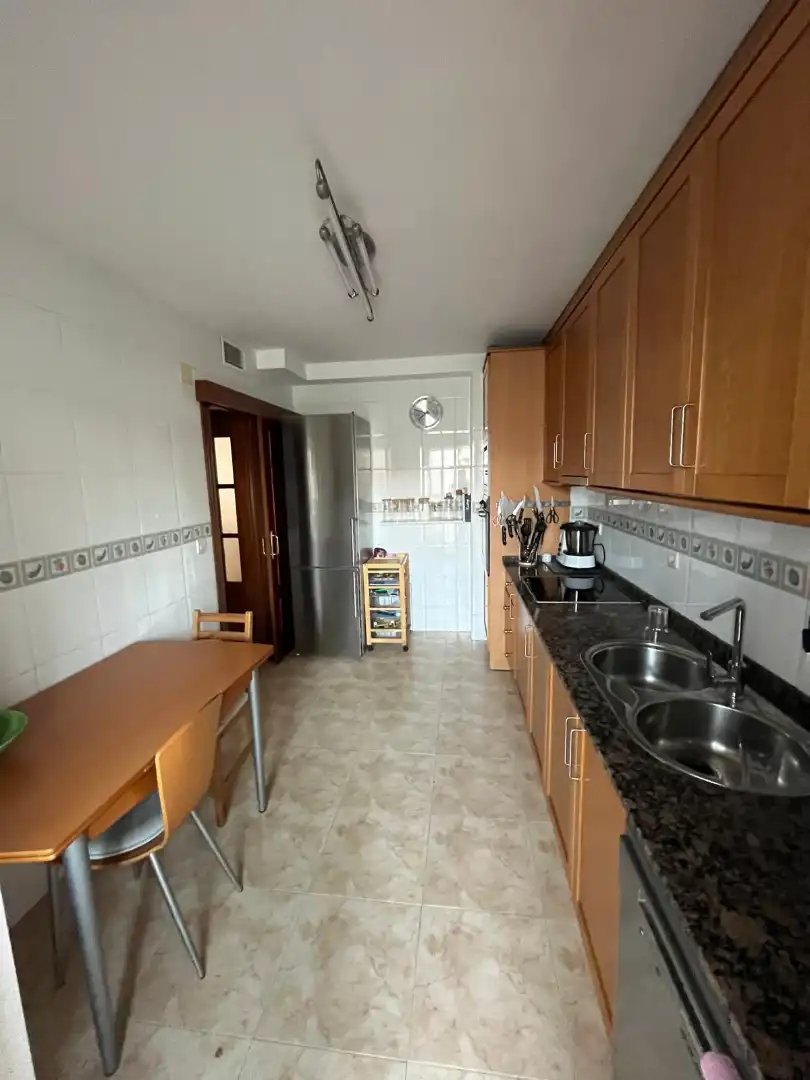 Cocina de Dúplex de alquiler en La Selva del Camp con Aire acondicionado, Calefacción y Terraza