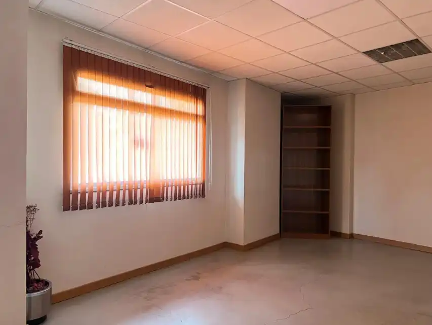 Local comercial en venda a Centro, imagen 8