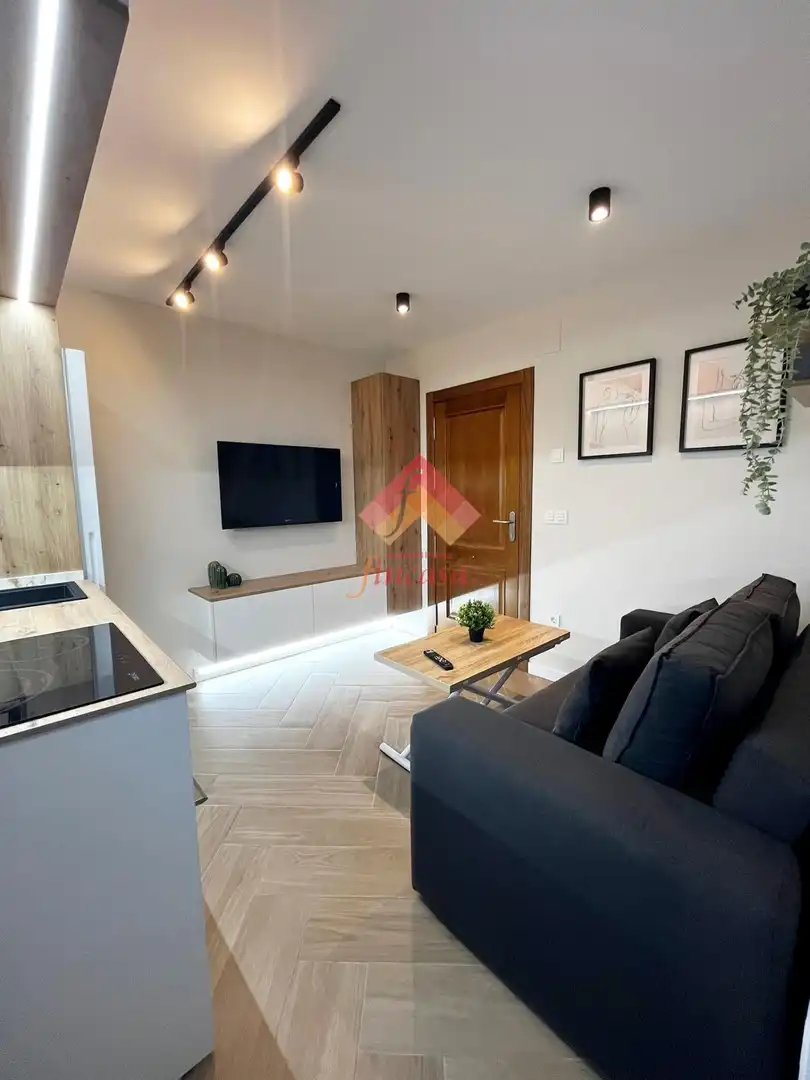 Sala d'estar de Pis de lloguer en Ronda amb Moblat
