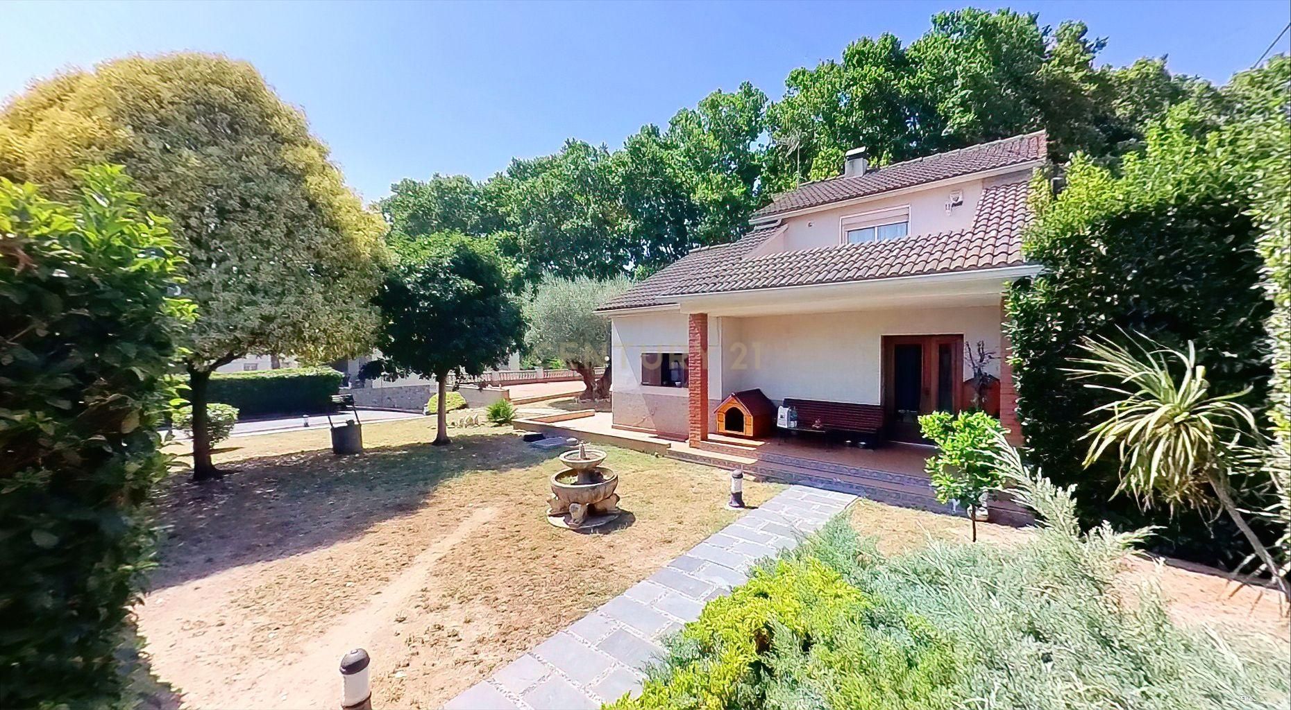 Jardí de Casa o xalet en venda en Lliçà d'Amunt amb Aire condicionat, Jardí privat i Traster
