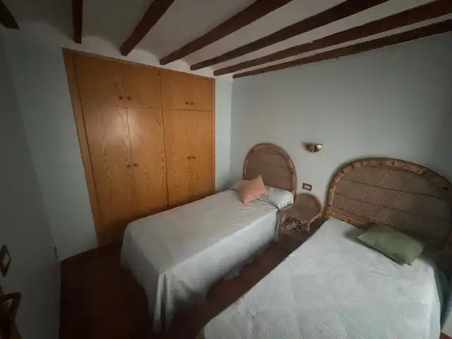 Habitación de Finca rústica en venta en Eslida con Terraza, Amueblado y Horno