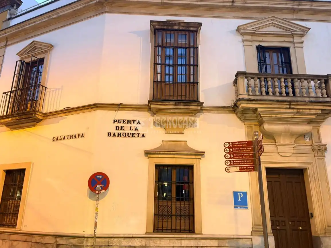 Exterior view of Flat for sale in Sevilla
