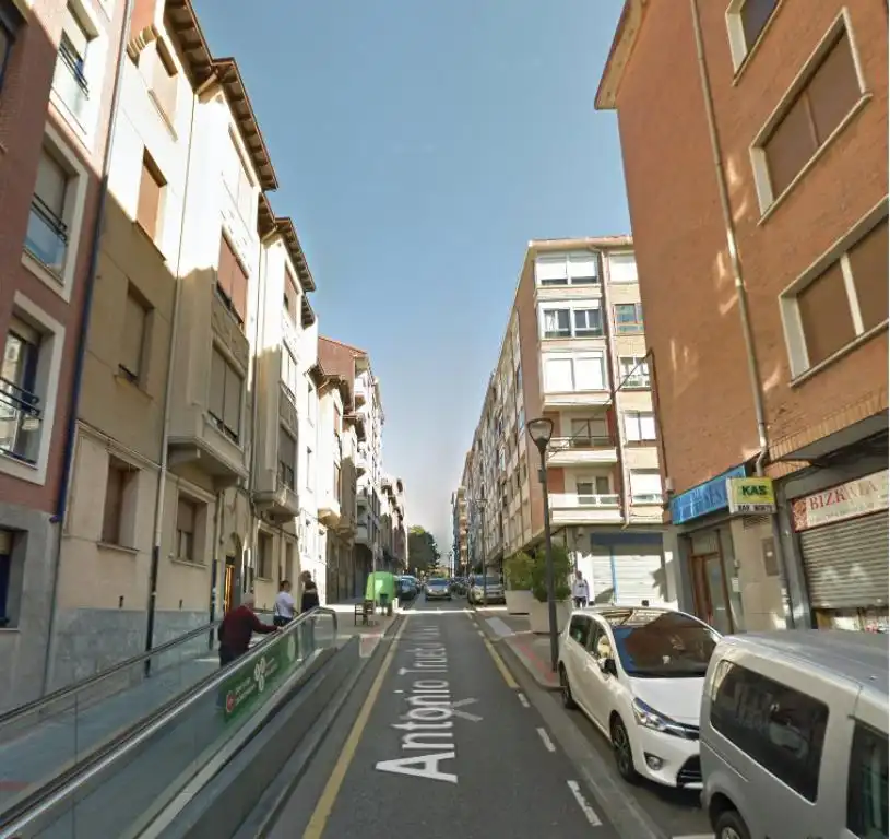 Vista exterior de Piso en venta en Sestao  con Calefacción