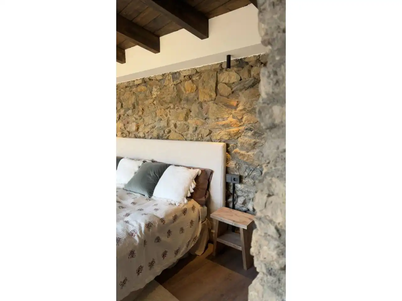 Bedroom of Houses for sale in Montellà i Martinet  with Heating, Private garden and Parquet flooring