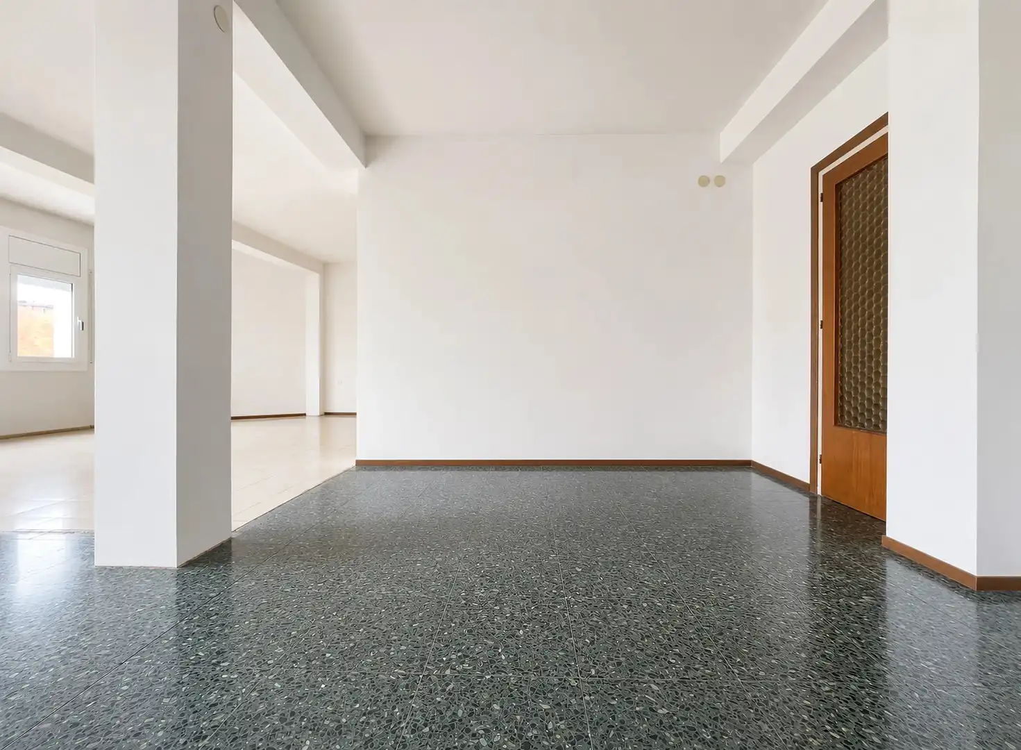 Piso en venta en Barcelona con Balcón
