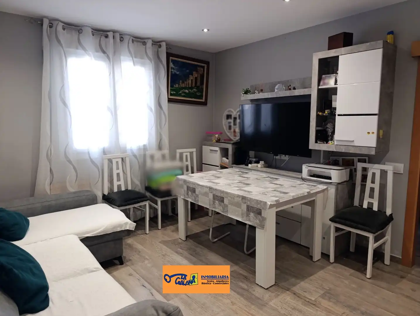 Sala d'estar de Casa o xalet en venda en Valdepeñas amb Calefacció i Traster
