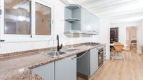 Kitchen of Flat to rent in  Barcelona Capital  with Air Conditioner, Heating and Terrace