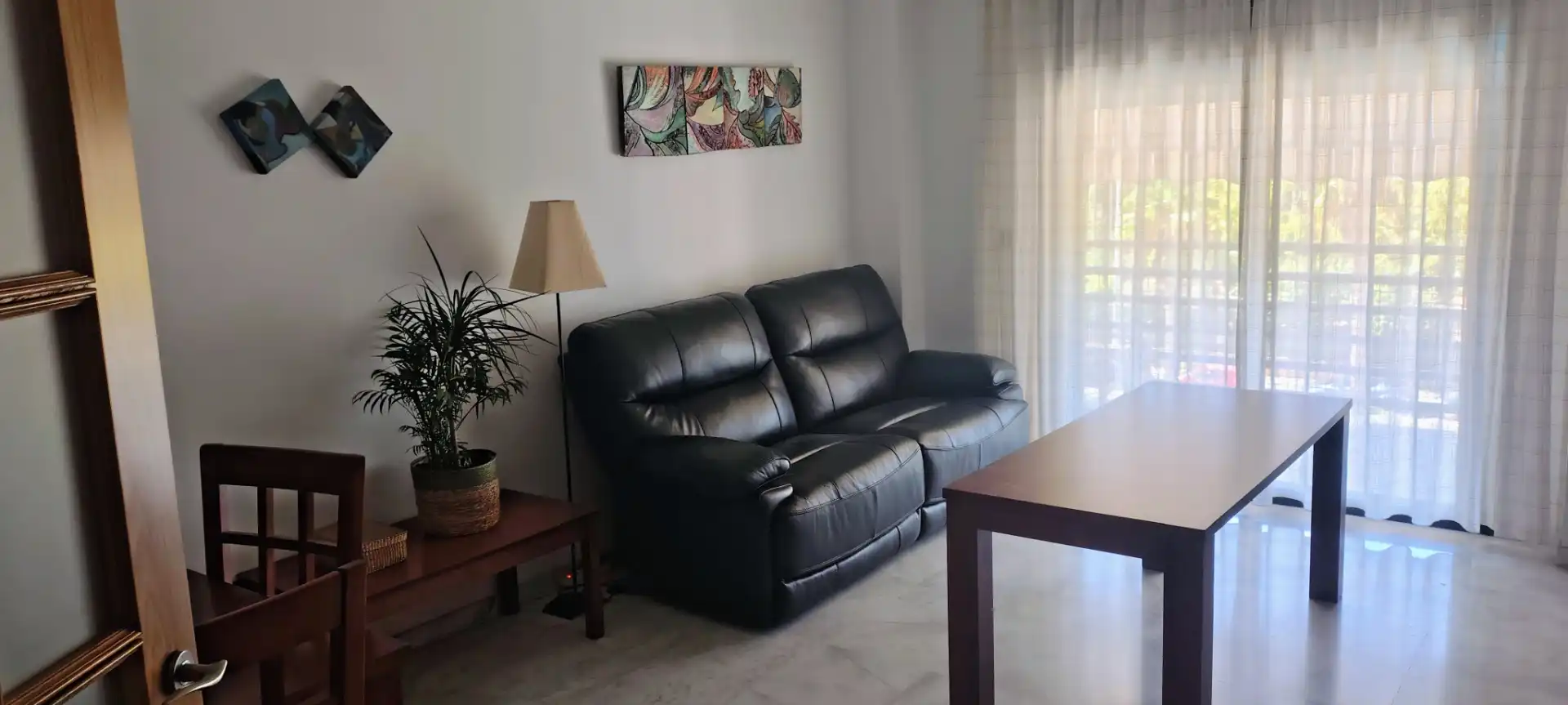 Sala de estar de Piso de alquiler en Granada con Aire acondicionado, Terraza y Amueblado