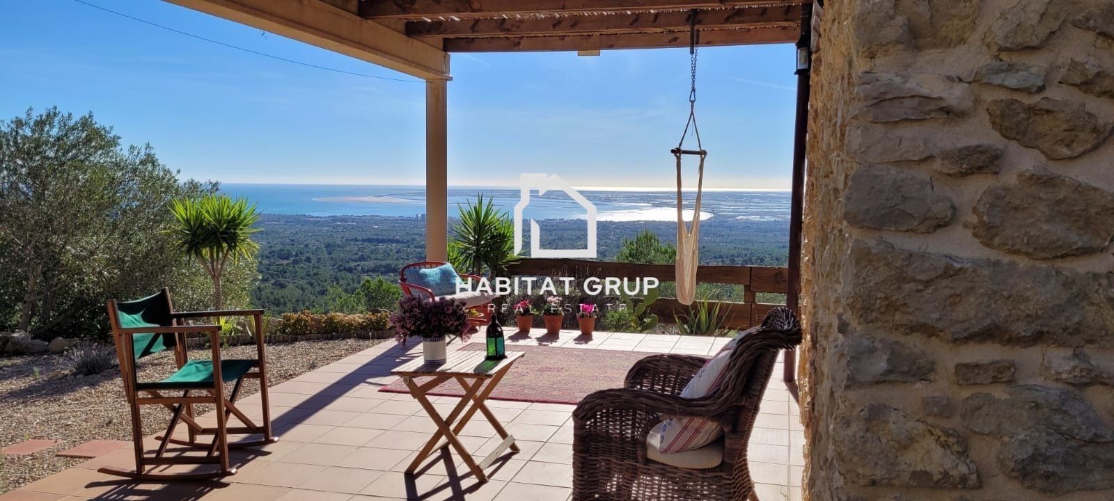 Terrassa de Casa o xalet en venda en El Perelló amb Calefacció, Jardí privat i Terrassa