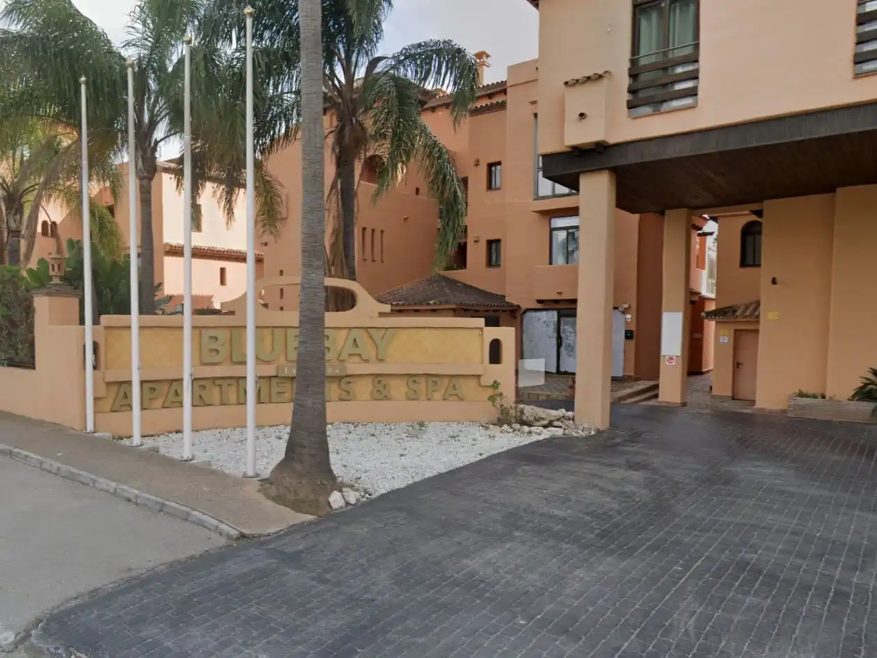 Vista exterior de Local en venta en Estepona con Aire acondicionado, Calefacción y Terraza
