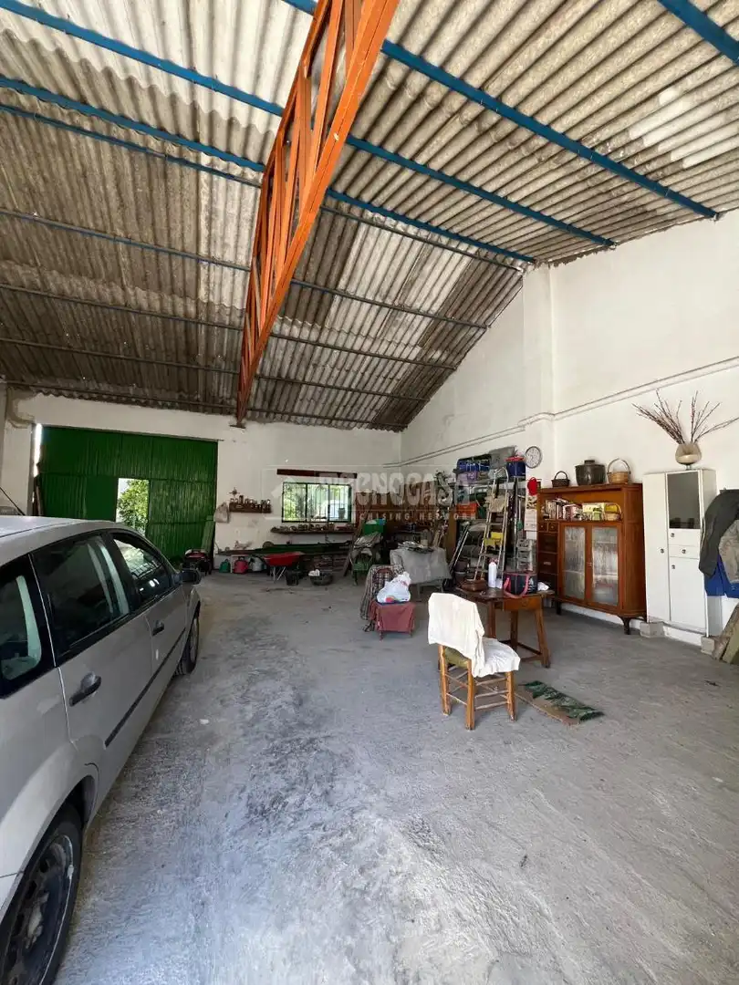 Garaje en venta en Lupión