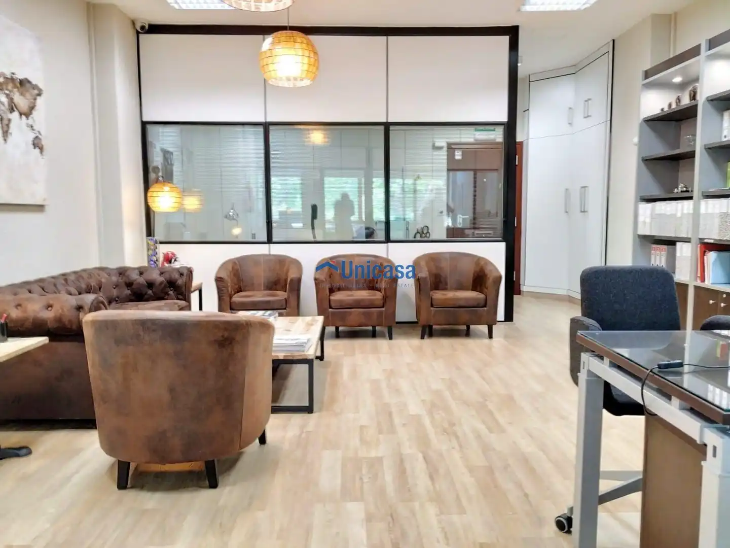 Büro zur Miete in Málaga mit Klimaanlage, Heizung und Möbliert
