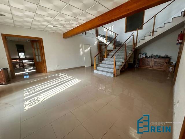 Local comercial en Alquiler en Carretera Lominchar, 1 en Recas
