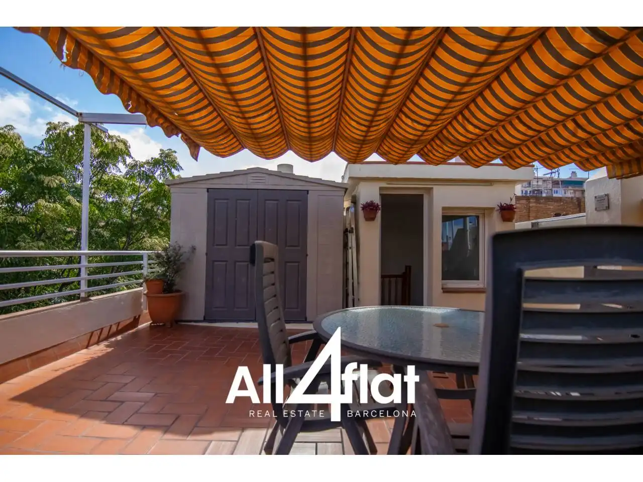 Terrace of Duplexes for rent in Barcelona  with Air Conditioner, Heating and Terrace