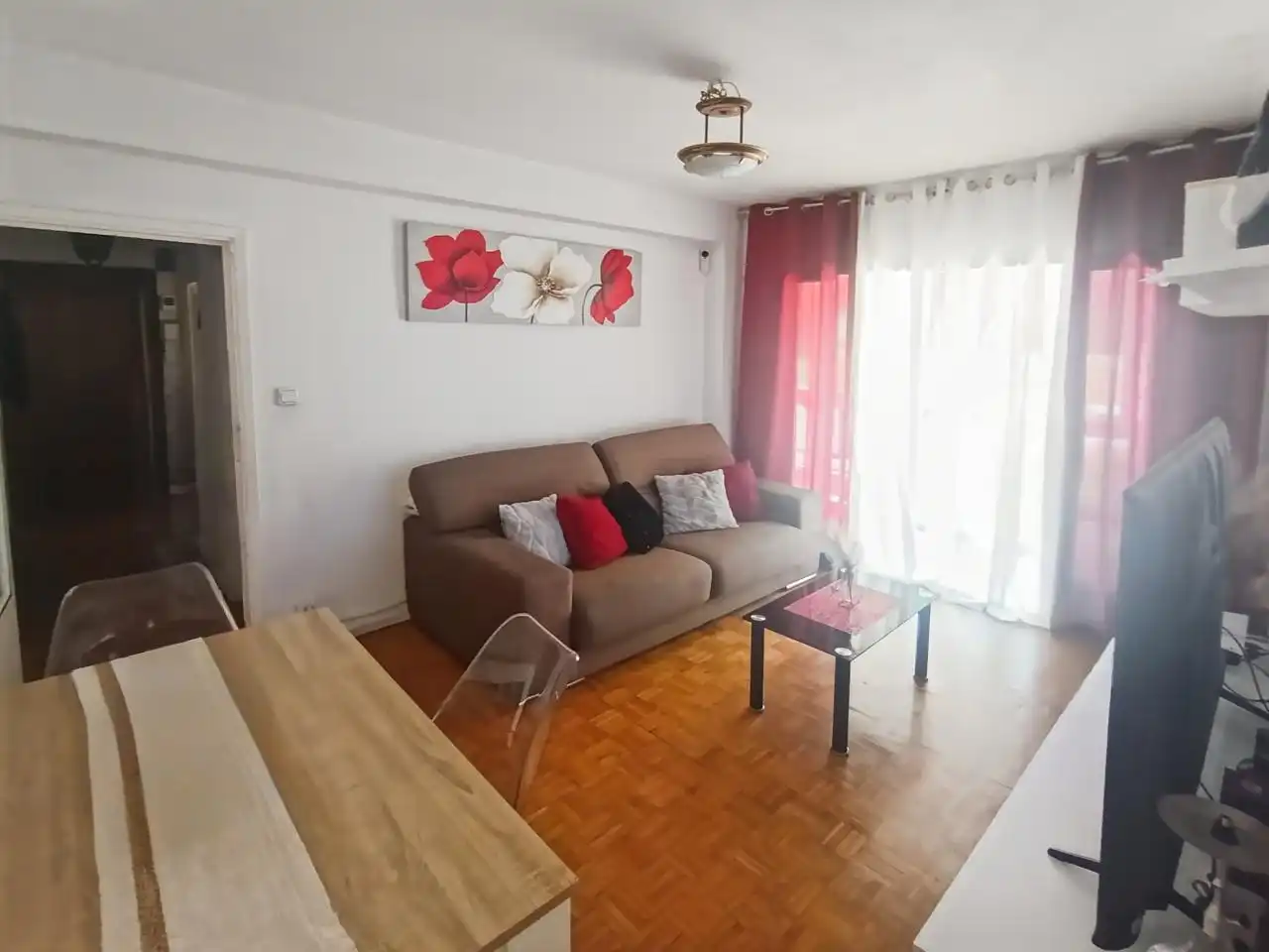 Sala d'estar de Pis en venda en Madrid amb Calefacció, Parquet i Terrassa