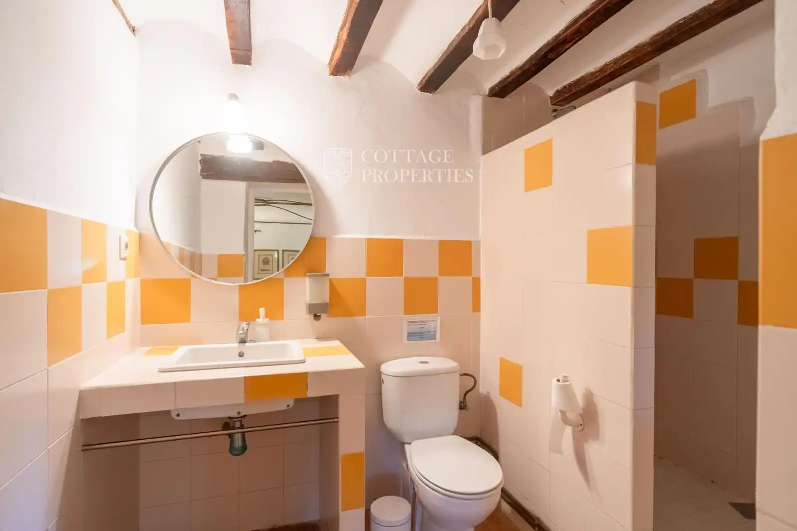 Baño de Finca rústica en venta en Maià de Montcal con Calefacción y Piscina