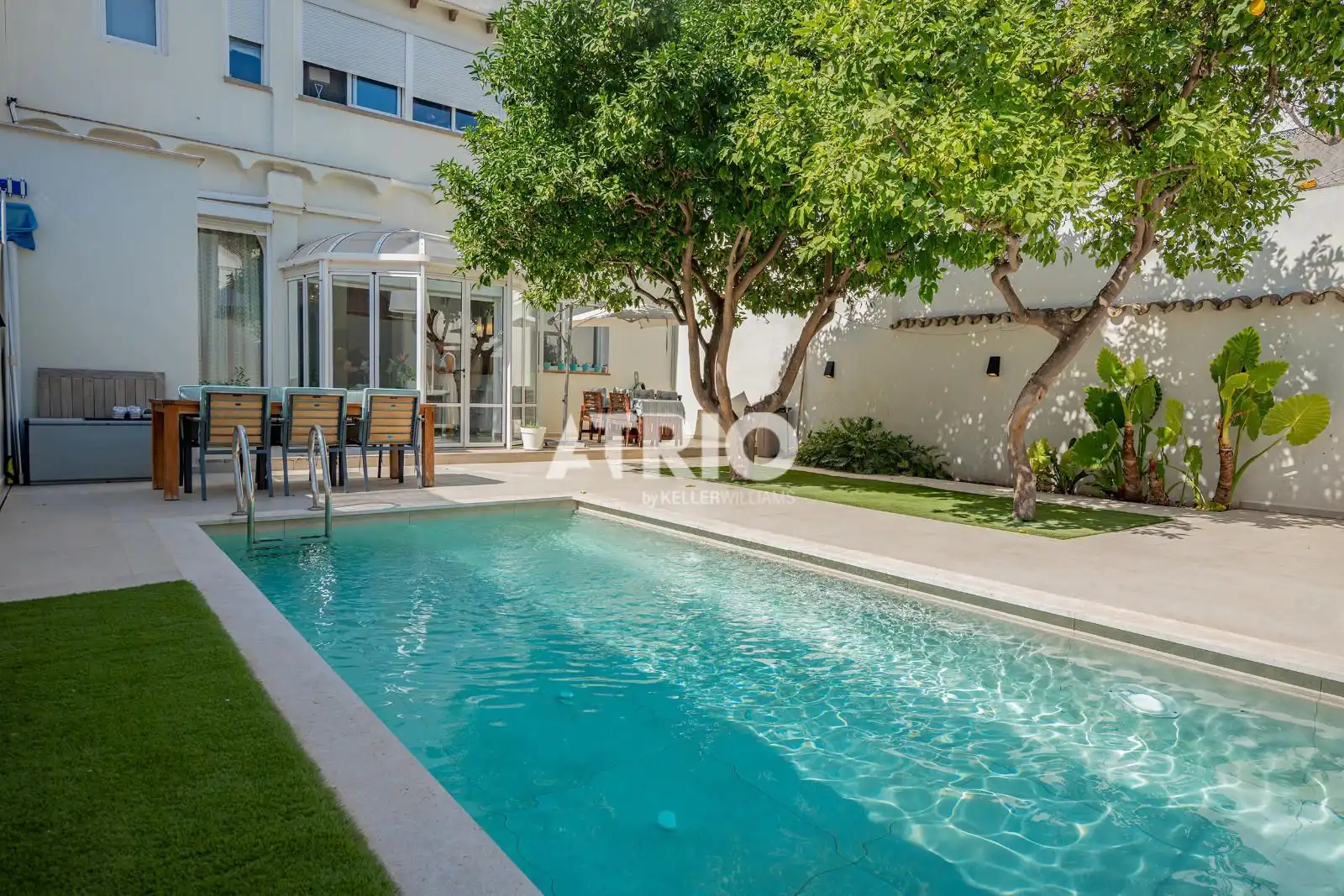 Schwimmbecken von Haus oder Chalet zum Verkauf in  Palma de Mallorca mit Klimaanlage, Privatgarten und Terrasse