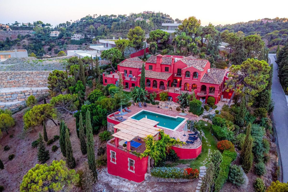 Exterior view of House or chalet to rent in Benahavís  with Air Conditioner, Private garden and Terrace