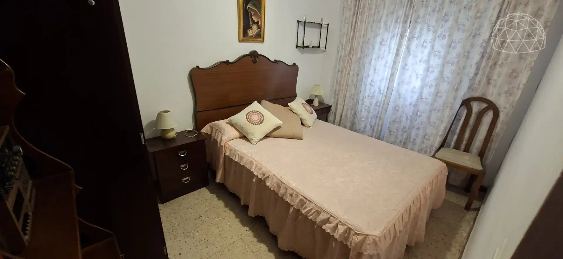 Schlafzimmer von Wohnung zum Verkauf in Sevilla mit Möbliert
