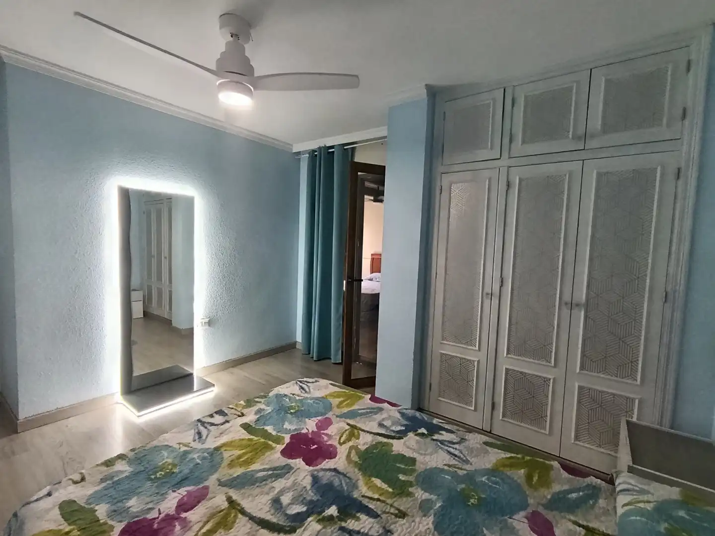Bedroom of Flat for sale in Águilas  with Parquet flooring