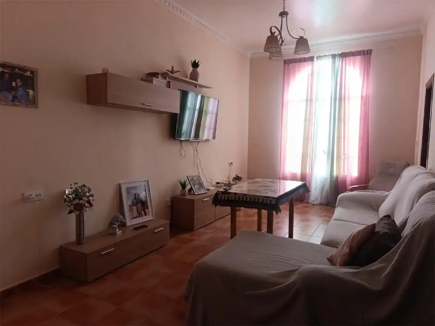 Sala d'estar de Planta baixa en venda en Paterna del Campo amb Traster i Moblat