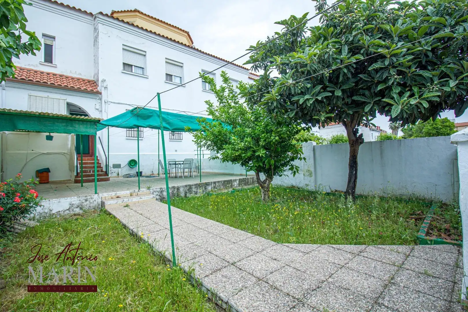Jardín de Casa adosada en venta en Badajoz con Aire acondicionado, Jardín privado y Terraza