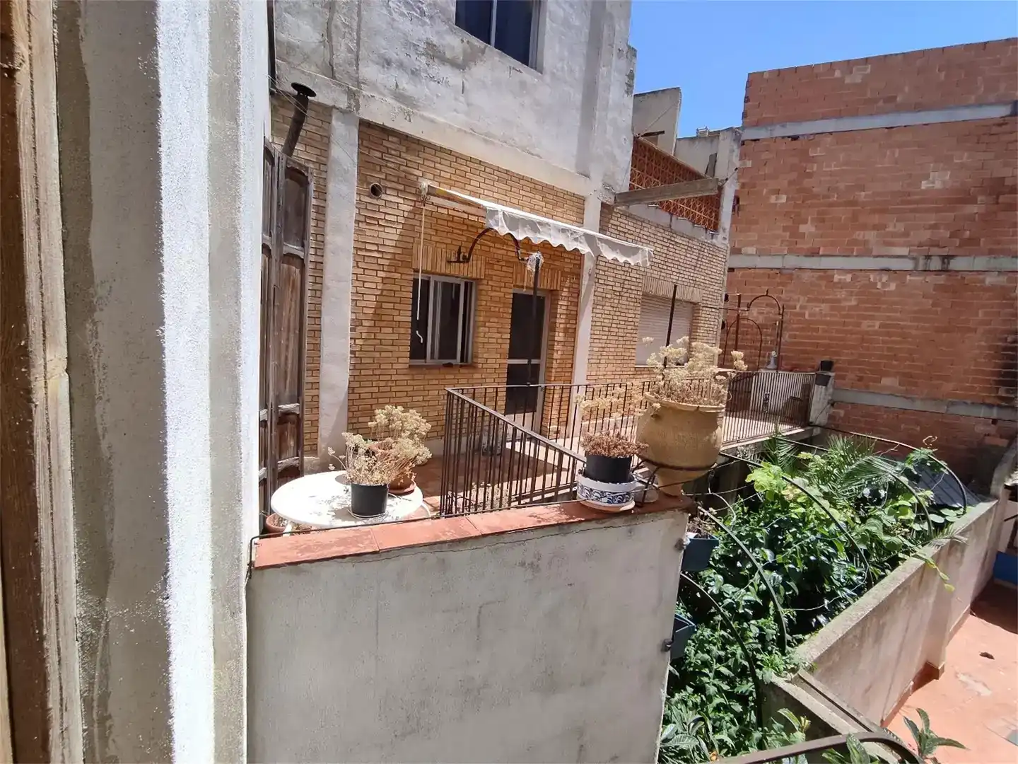 Balcony of Detached homes for sale in Requena, Valencia