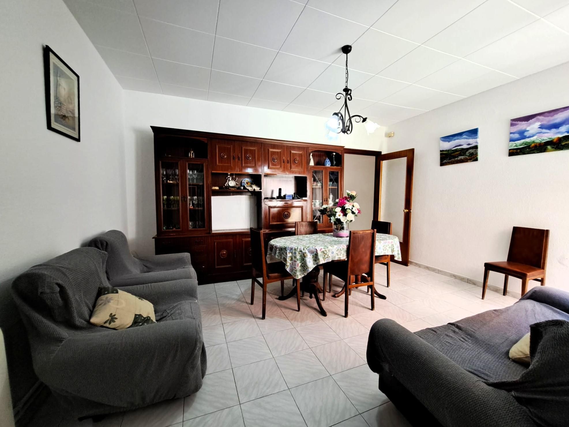 Sala de estar de Casa o chalet en venta en Olesa de Montserrat con Calefacción
