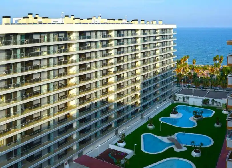 Vista exterior de Apartamento en venta en Oropesa del Mar / Orpesa con Aire acondicionado, Calefacción y Terraza