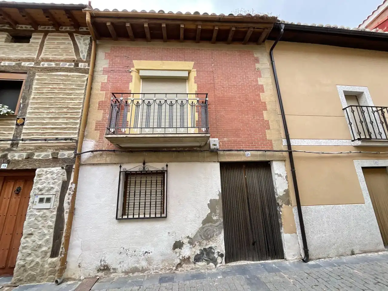 Vista exterior de Casa adosada en venta en Grañón con Jardín privado, Trastero y Amueblado