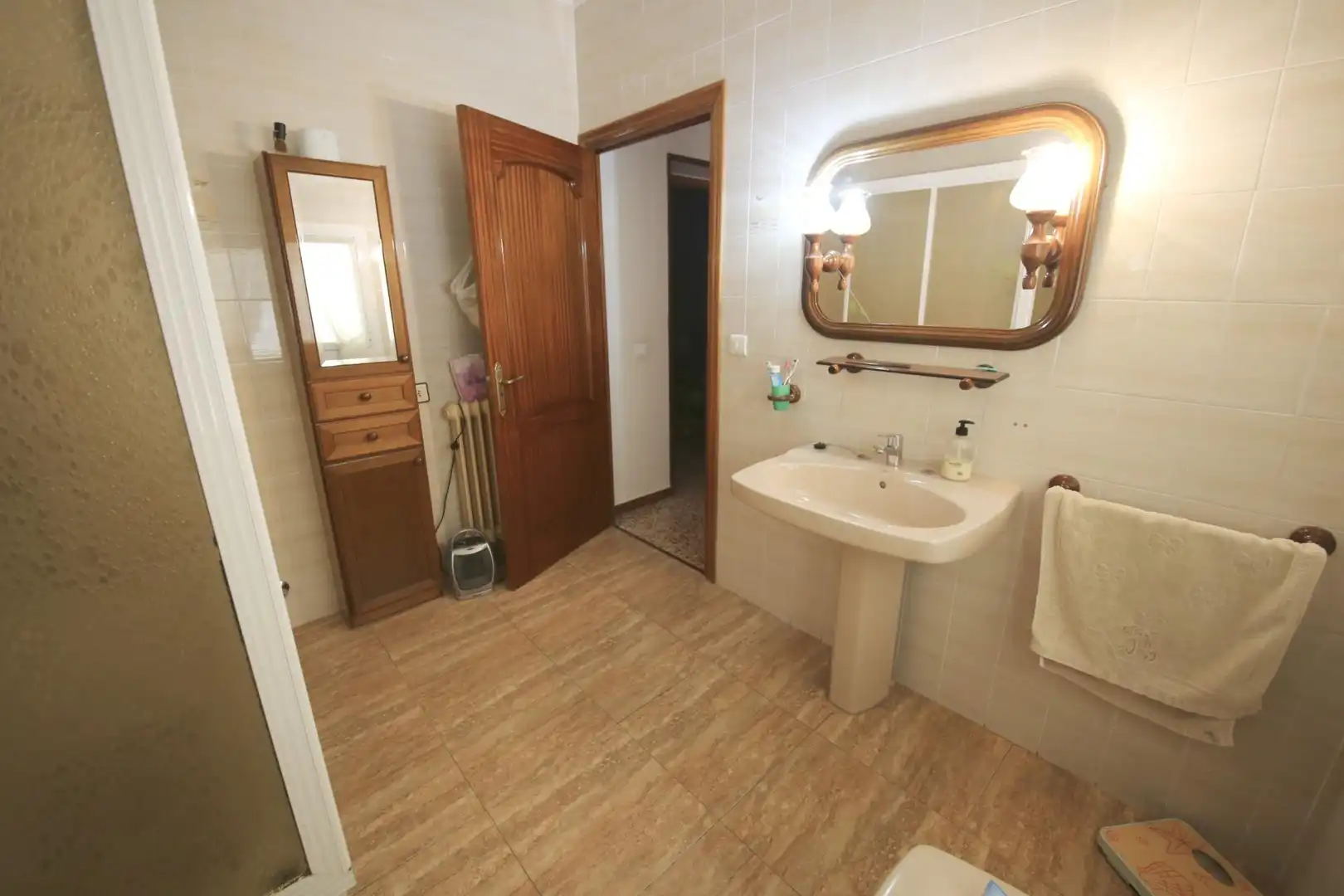 Bathroom of Country homes for sale in Tomelloso  with Heating, Terrace and Storage room