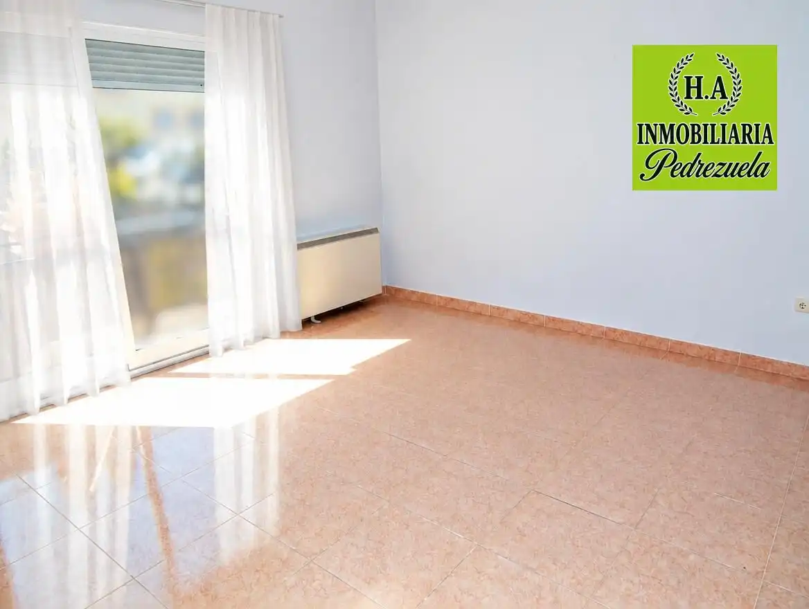 Piso en venta en Pedrezuela, imagen 2