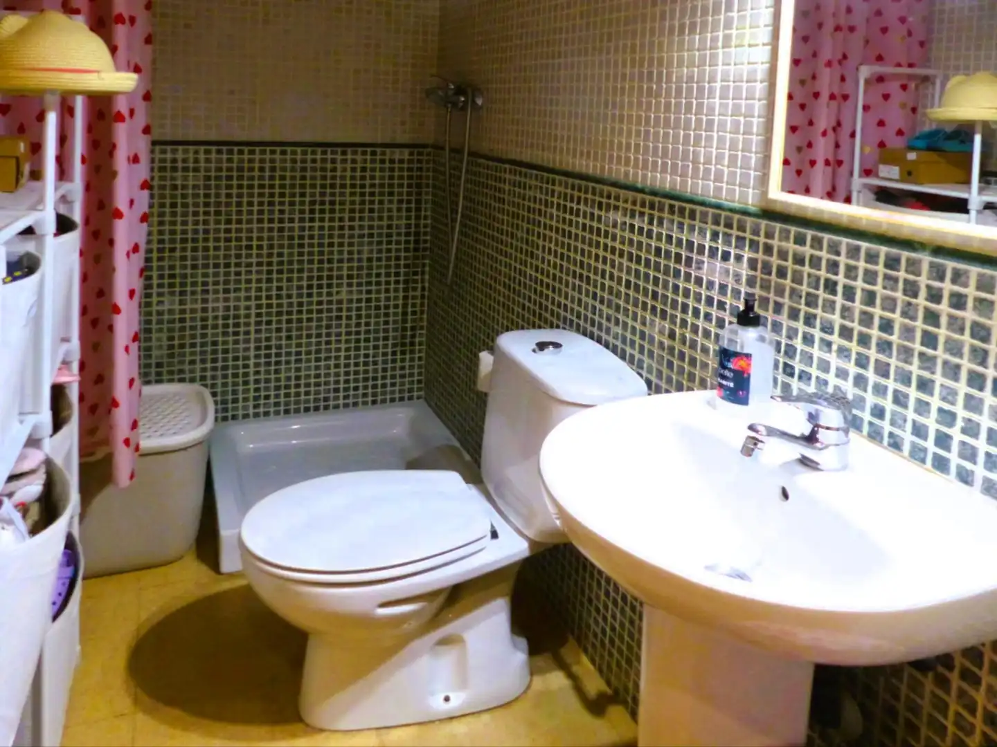 Badezimmer von Wohnung zum Verkauf in Castellvell del Camp mit Klimaanlage und Terrasse