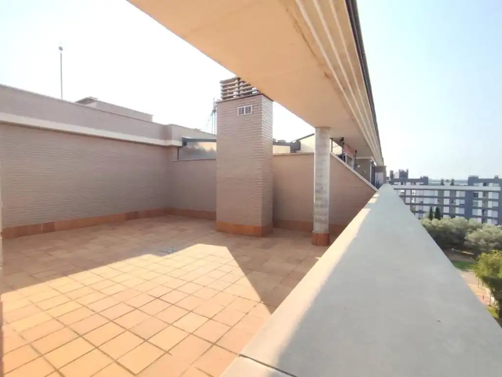 Terrassa de Àtic en venda en Valladolid amb Calefacció, Terrassa i Piscina comunitària