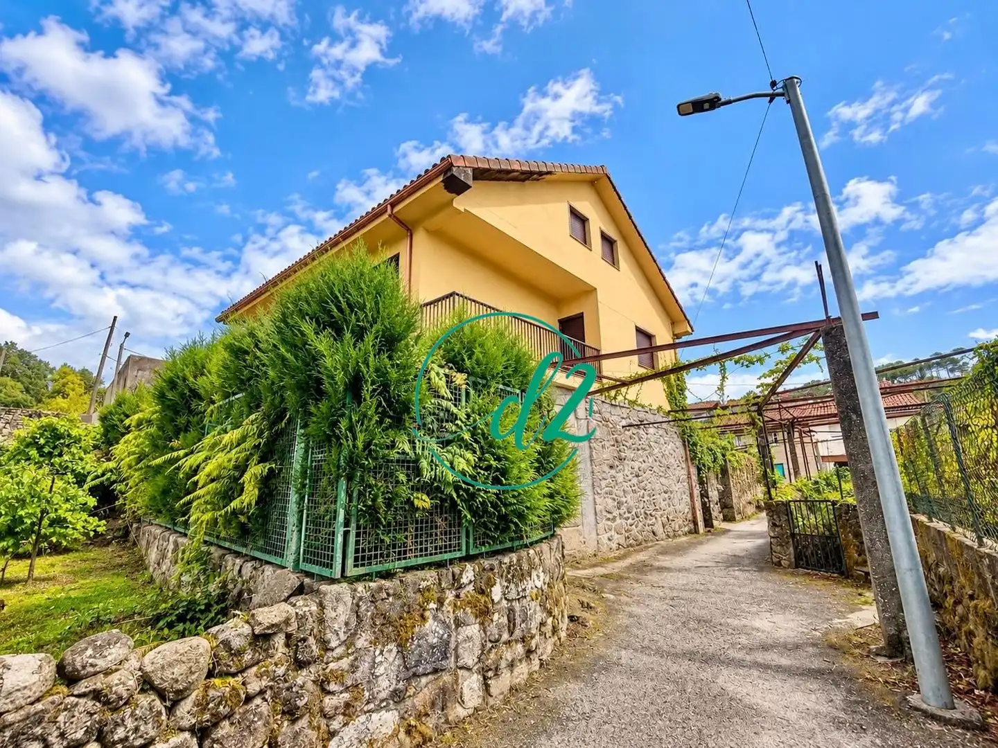Casa amb terrassa en venda a Lobios, imagen 3